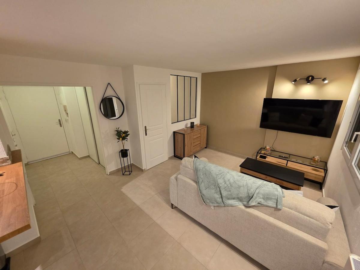 Apartment Renove Proche Cannes